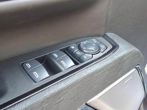 Certified 2025 GMC Sierra 2500 AT4X image 25