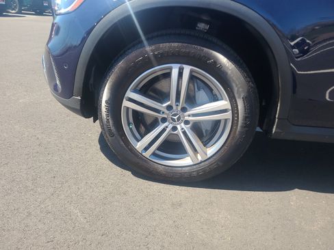 Used 2022 Mercedes-Benz GLC 300 4MATIC image 10