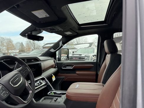 New 2026 GMC Sierra 2500 Denali Ultimate image 15