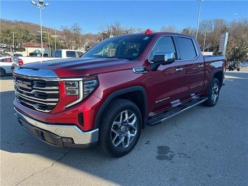 Used 2023 GMC Sierra 1500 SLT w/ SLT Premium Plus Package image 1
