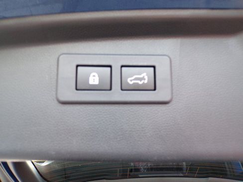 Used 2020 Subaru Outback Premium AWD/4WD image 24