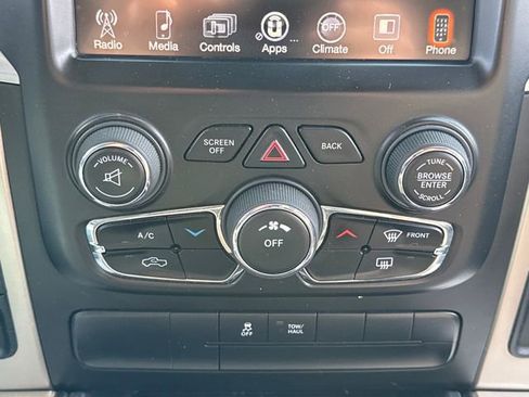 Used 2014 RAM 1500 Big Horn AWD/4WD image 30