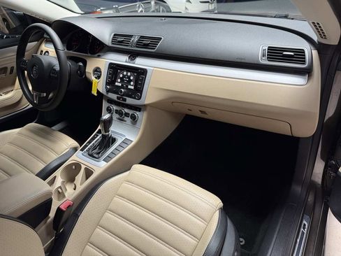 Used 2014 Volkswagen CC Sport FWD image 11