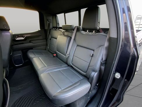 Used 2023 Chevrolet Silverado 1500 LT Trail Boss w/ Convenience Package II AWD/4WD image 20
