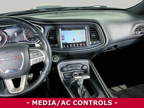 Used 2016 Dodge Challenger R/T Scat Pack RWD image 9