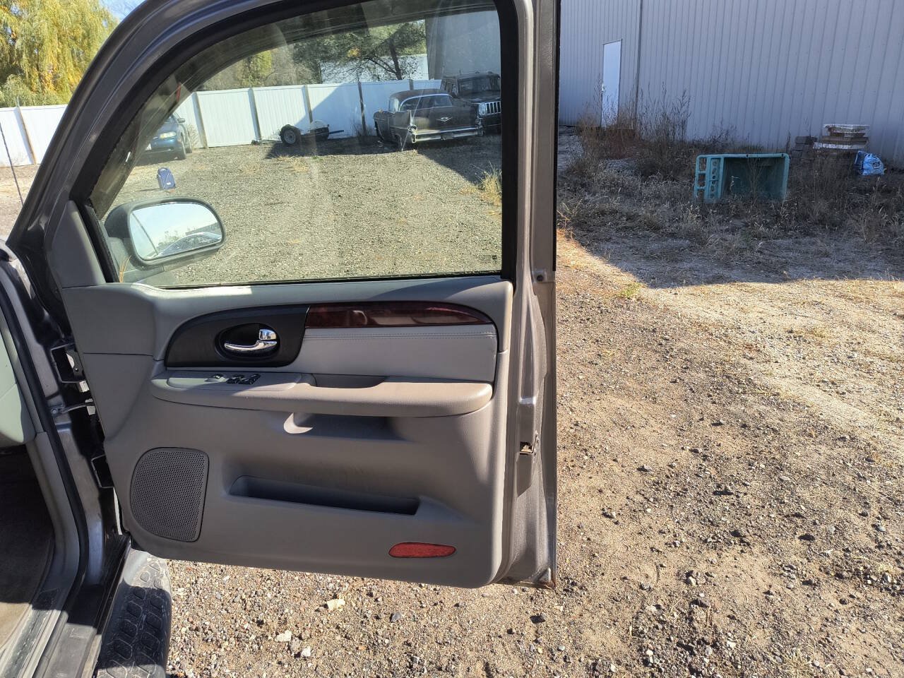 Used 2006 GMC Envoy SLT AWD/4WD image 28
