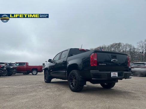 Used 2016 Chevrolet Colorado Z71 w/ Z71 Midnight Edition image 10