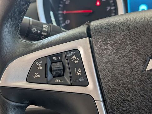 Used 2017 Chevrolet Equinox Premier w/ Enhanced Convenience Package image 22