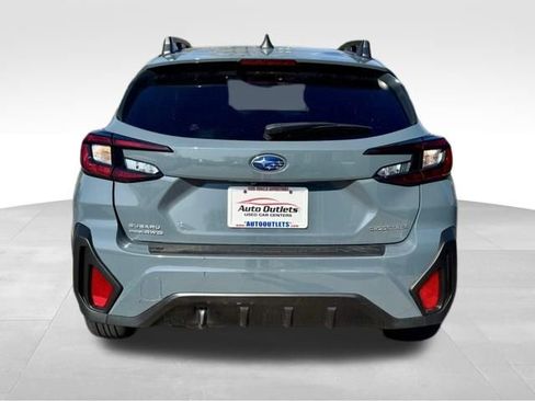 Used 2024 Subaru Crosstrek 2.0i Premium AWD/4WD image 4