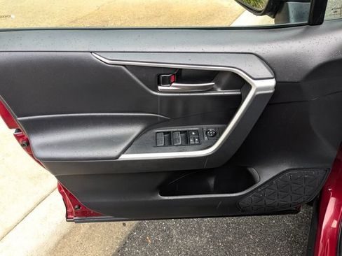 Used 2023 Toyota RAV4 XLE Premium FWD image 28