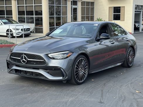 Used 2023 Mercedes-Benz C 300 Sedan image 4