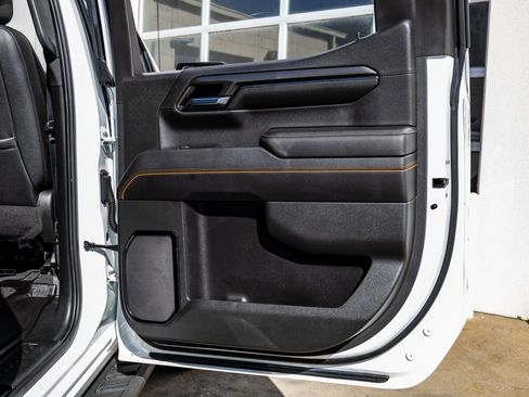 Used 2022 GMC Sierra 1500 AT4 w/ AT4 Premium Package image 36