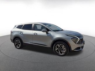 Used 2025 Kia Sportage LX video 2