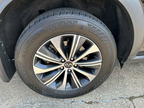 Used 2025 INFINITI QX60 Pure AWD/4WD image 9