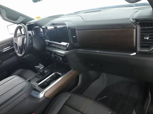 Used 2024 Chevrolet Silverado 1500 High Country w/ High Country Premium Package image 32