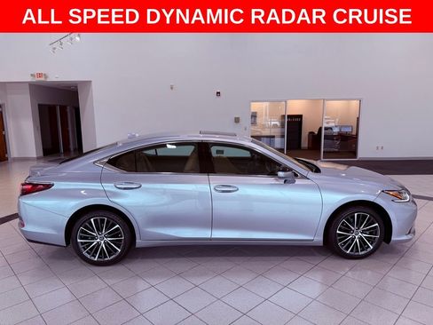 Certified 2022 Lexus ES 350 w/ Premium Package image 8