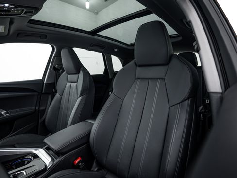 New 2025 Audi Q5 Premium Plus image 16
