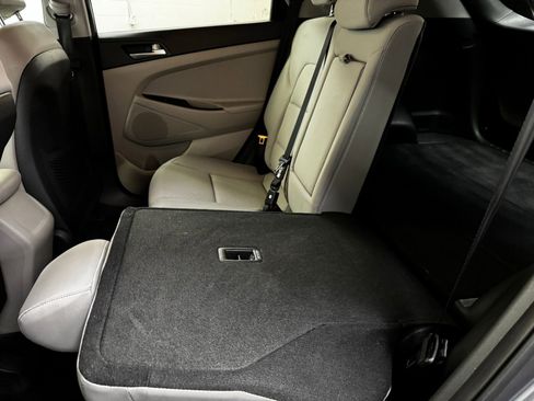Used 2019 Hyundai Tucson SE image 31