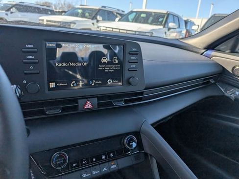 New 2026 Hyundai Elantra Sport FWD image 21