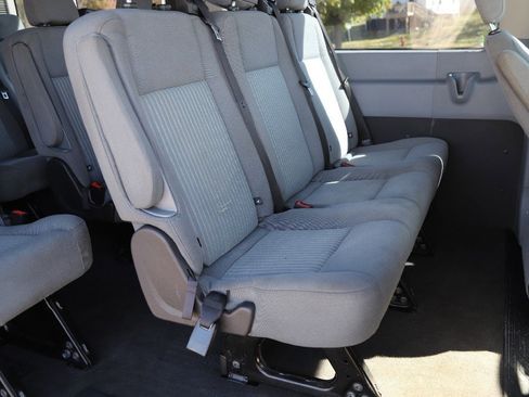 Used 2016 Ford Transit 350 XLT image 34