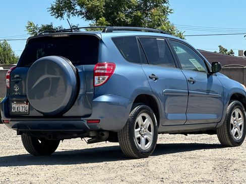 Used 2011 Toyota RAV4 4WD w/ Base L4 Extra Value Pkg image 4