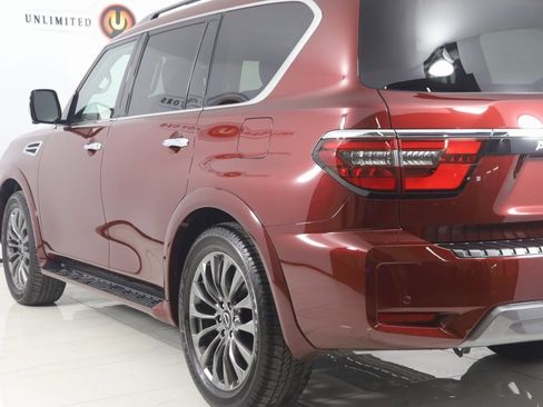 Used 2024 Nissan Armada Platinum w/ Captain's Chairs Package image 27