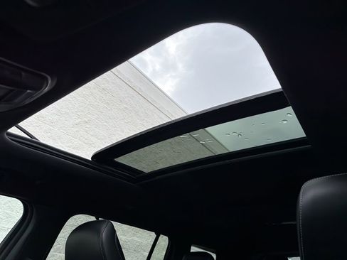 Certified 2024 Jeep Grand Cherokee L Limited w/ Luxury Tech Group II image 22