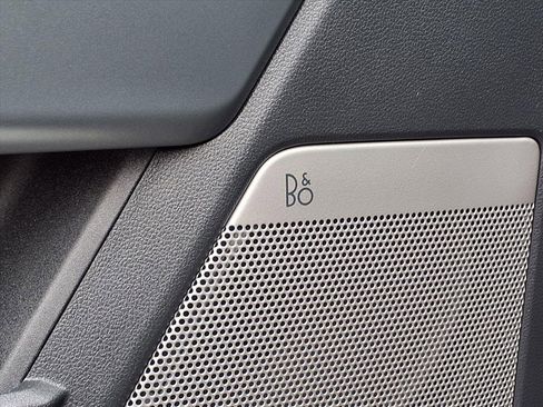 Used 2023 Ford F150 Lariat w/ Equipment Group 502A High image 29