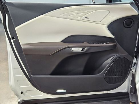 Used 2024 Lexus RX 350 RX 350h Luxury image 20