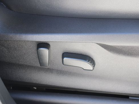 Used 2022 Subaru Ascent Limited w/ Technology Package image 22