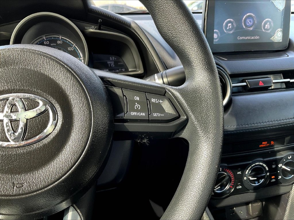 Used 2019 Toyota Yaris LE FWD image 12