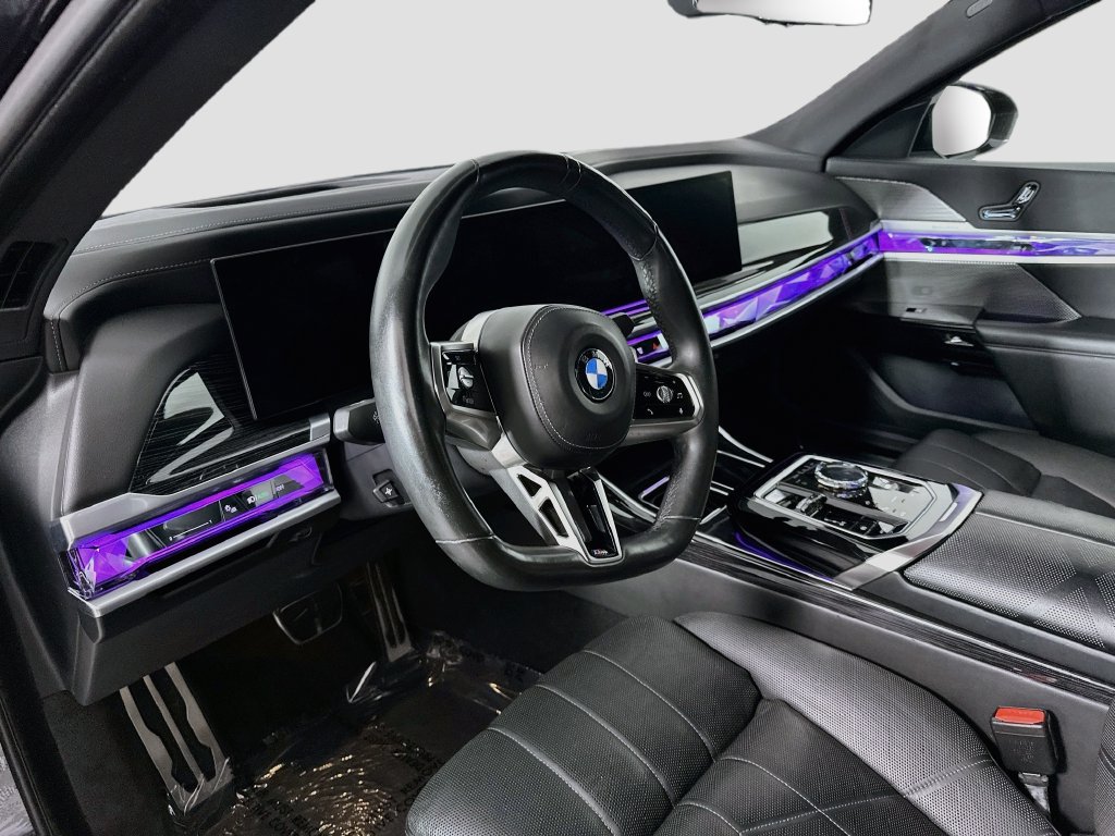 Used 2023 BMW 740i RWD image 4