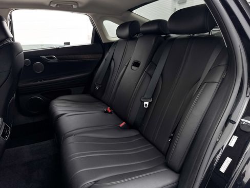 Used 2023 Genesis G80 2.5T w/ Advanced Package RWD image 33
