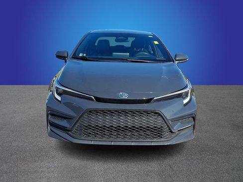 Used 2023 Toyota Corolla SE FWD image 2