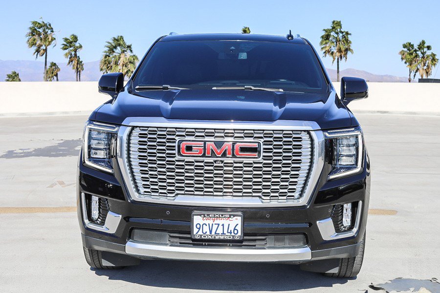 Used 2022 GMC Yukon Denali w/ Max Trailering Package AWD/4WD image 2