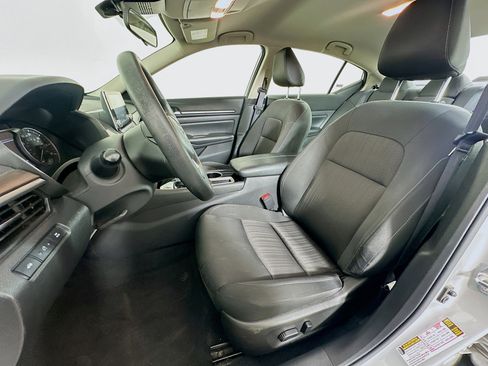 Used 2024 Nissan Altima 2.5 SV image 13