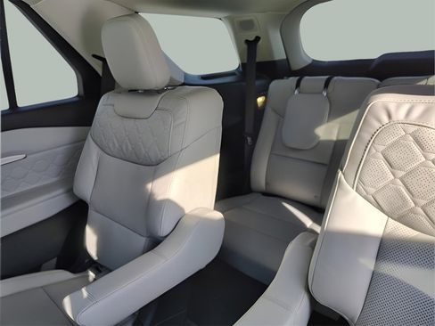 New 2026 Ford Explorer Platinum w/ LUX Leather Package image 30