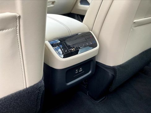 Used 2025 INFINITI QX60 Luxe AWD/4WD image 12