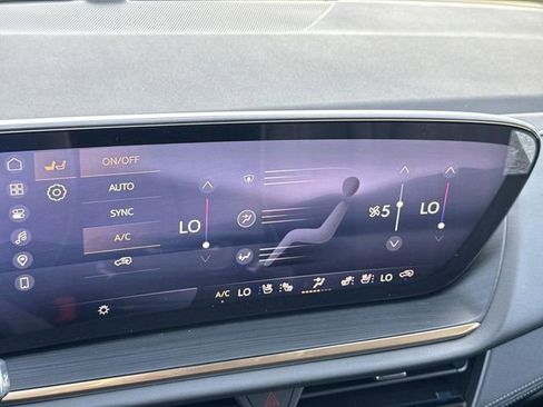 New 2026 Buick Envision Avenir image 12