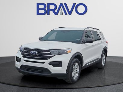 Used 2024 Ford Explorer XLT w/ Class IV Trailer Tow Package