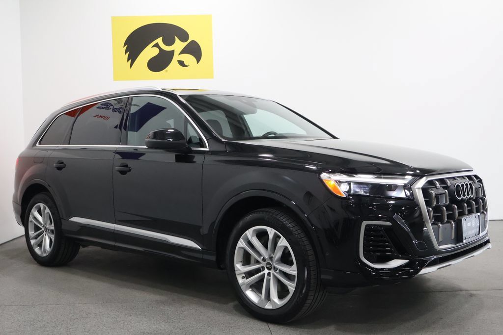 Used 2025 Audi Q7 3.0T Premium w/ Convenience Package AWD/4WD image 6