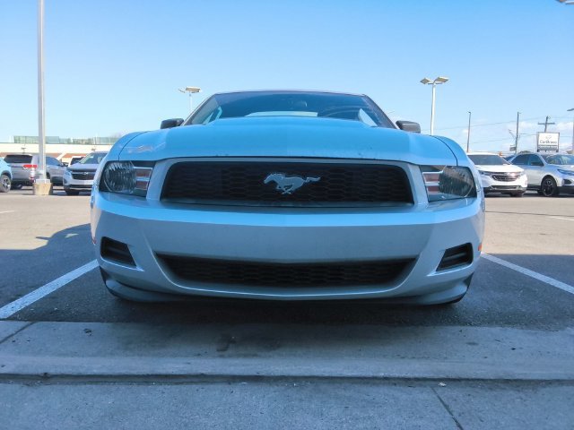 Used 2012 Ford Mustang Coupe RWD image 9