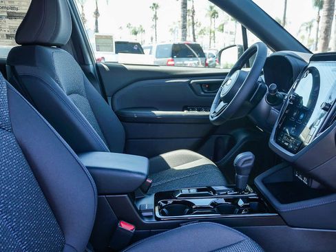 New 2026 Subaru Forester Premium AWD/4WD image 17