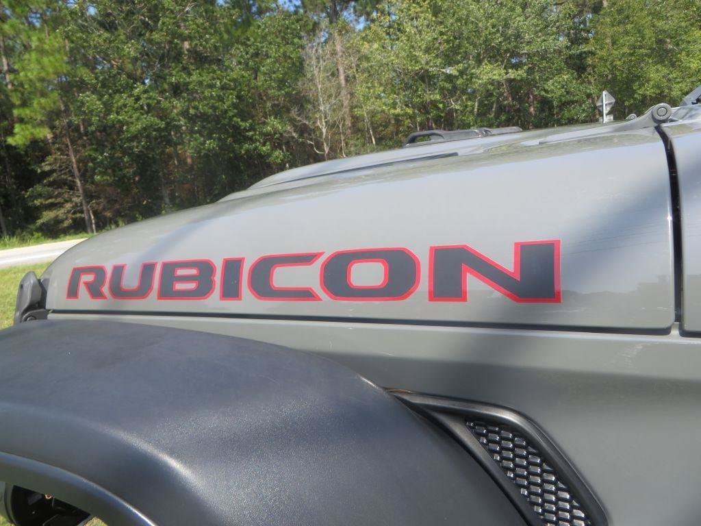 Used 2020 Jeep Gladiator Rubicon w/ Cold Weather Group AWD/4WD image 12