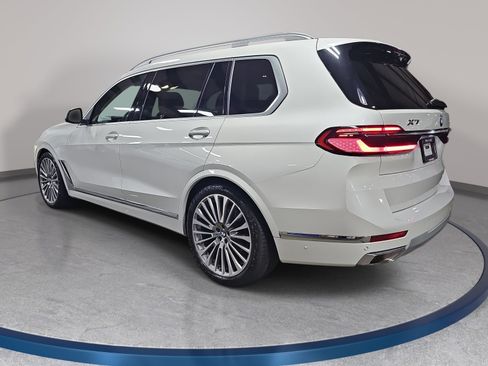 Used 2024 BMW X7 xDrive40i AWD/4WD image 7