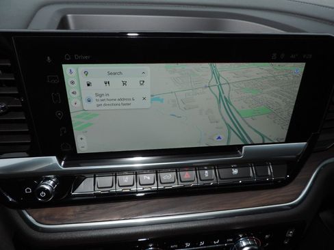 Used 2025 GMC Sierra 2500 SLT w/ SLT Convenience Package image 26