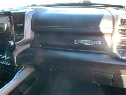 Used 2023 RAM 1500 Laramie image 32