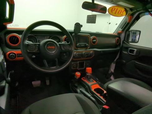 Used 2019 Jeep Wrangler Unlimited Sport AWD/4WD image 17