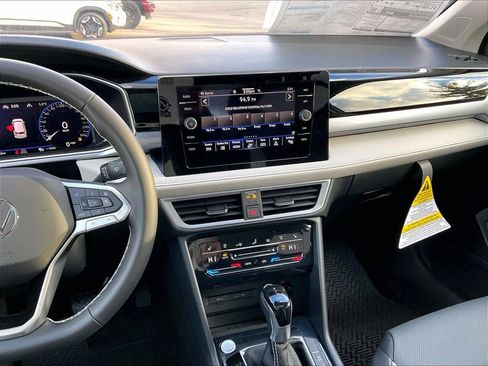 New 2026 Volkswagen Taos SEL image 13