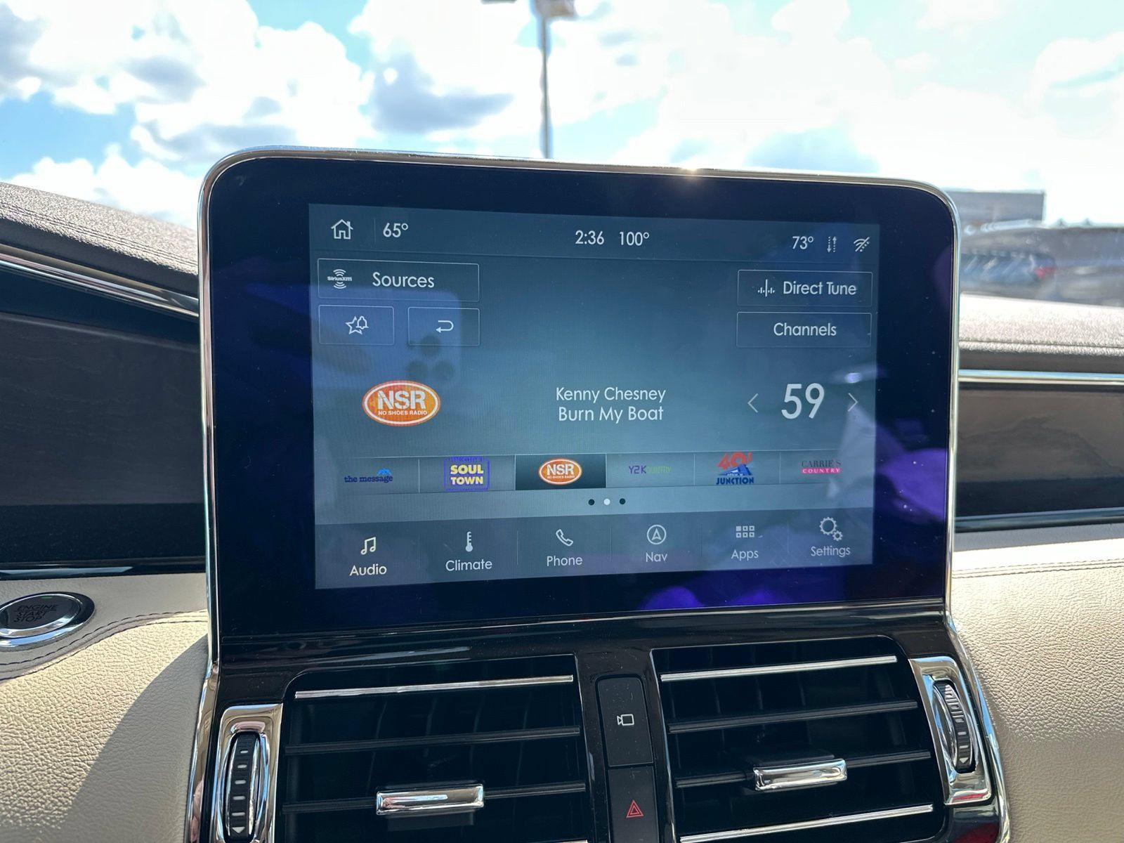 Used 2020 Lincoln Navigator Reserve w/ Luxury Package RWD image 17